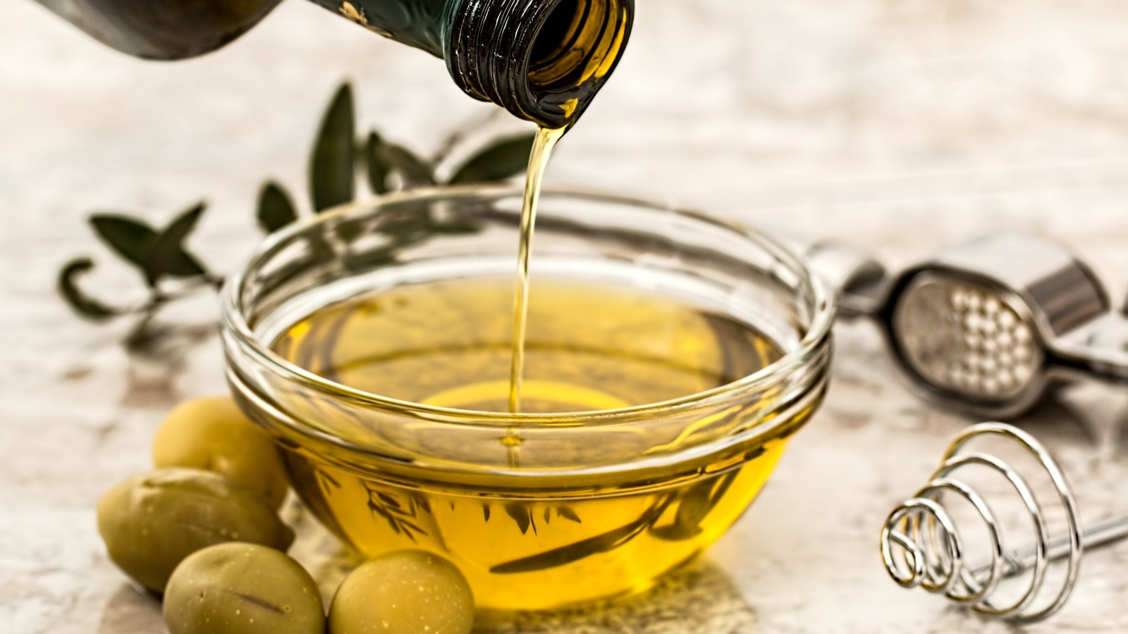 Castor oil is a natural treatment for dry eye conditions: Research - Vimarsana News