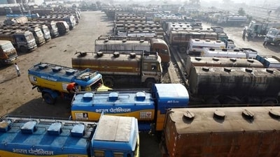 The government has raised the windfall tax on petroleum crude (REUTERS File Photo)