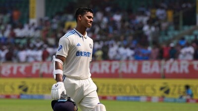 India's Yashasvi Jaiswal leaves the ground after losing his wicket on the second day of the second cricket test match between India and England in Visakhapatnam, India (AP) India's Yashasvi Jaiswal leaves the ground after losing his wicket on the second day of the second cricket test match between India and England in Visakhapatnam, India (AP)