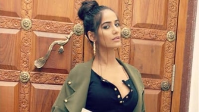 Poonam Pandey fakes her own death. Poonam Pandey fakes her own death.
