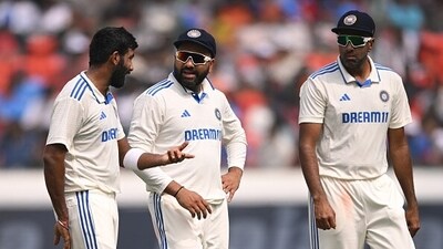 Jasprit Bumrah, Rohit Sharma and Ravichandran Ashwin during a discussion from 1st Test (Getty) Jasprit Bumrah, Rohit Sharma and Ravichandran Ashwin during a discussion from 1st Test (Getty)