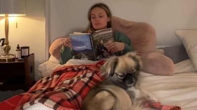 Hurkle-durkle evokes the bed-rotting trend on TikTok. (Instagram)