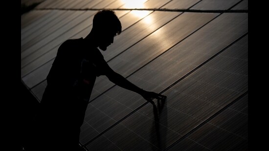 AK Sharma also said that the goal was to provide roof-to-grid solarisation to 13.5 lakh households across the state (For representation)