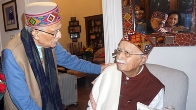 Veteran BJP leader Murli Manohar Joshi meets veteran BJP leader LK Advani at his residence in New Delhi on Saturday, to congratulate the latter for being conferred with Bharat Ratna. (ANI) Veteran BJP leader Murli Manohar Joshi meets veteran BJP leader LK Advani at his residence in New Delhi on Saturday, to congratulate the latter for being conferred with Bharat Ratna. (ANI)
