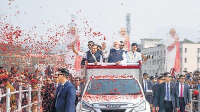 Prime Minister Narendra Modi during a public rally in Guwahati on Sunday. (ANI) Prime Minister Narendra Modi during a public rally in Guwahati on Sunday. (ANI)