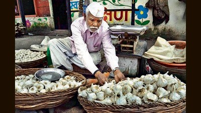 Pune, India - September 15, 2019: Market watch (Shrinivas Deshpande story) in Pune, India, on Sunday, September 15, 2019. (Photo by Ravindra Joshi/HT PHOTO) Pune, India - September 15, 2019: Market watch (Shrinivas Deshpande story) in Pune, India, on Sunday, September 15, 2019. (Photo by Ravindra Joshi/HT PHOTO)