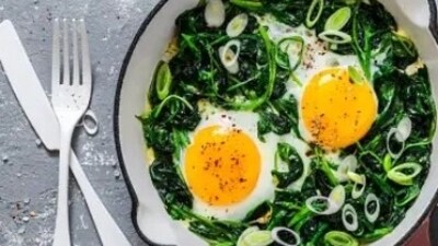 Ran out of options for evening snack? Here's an easy recipe of green garlic Shakshuka (Unsplash) Ran out of options for evening snack? Here's an easy recipe of green garlic Shakshuka (Unsplash)