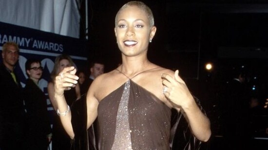 Jada Pinkett Smith, 1998: She was pregnant with son Jaden at the time and showed off her baby bump in a sheer shimmery backless dress.(Pinterest)
