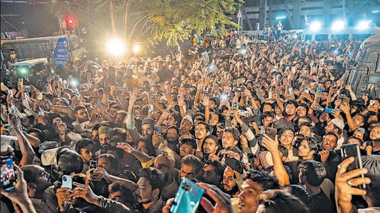 Mumbai, India - Feb. 4, 2024: Muslim community people and Mufti Salman's followers gather out side the Ghatkopar police station, Gujarat Police probing a hate speech case on Sunday detained Islamic preacher Mufti Salman Azhari in Mumbai, Mufti Salman is currently in Mumbai, India, on Sunday, February 4, 2024. (Photo by Satish Bate/ Hindustan Times) (Hindustan Times)