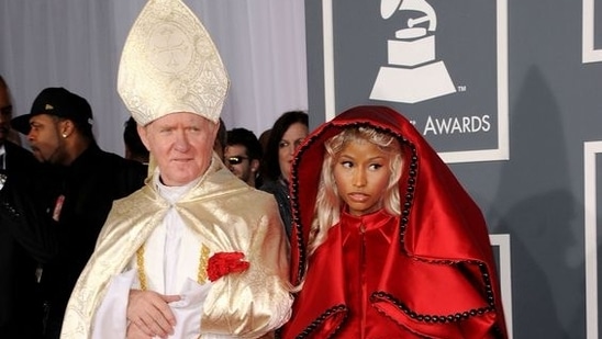 In 2012, Nicki Minaj wore a red Versace cape dress adorned with the brand's signature Medusa head.&nbsp;(Pinterest)