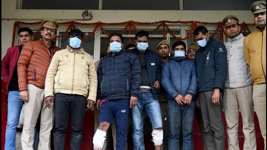 The suspects sold cars in Delhi, Bihar, and Rajasthan. (Sunil Ghosh/HT Photo)