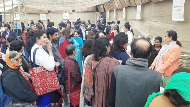 The queue at Noor Khan’s and Sufia Kidwai’s counters (Deep Saxena/HT) The queue at Noor Khan’s and Sufia Kidwai’s counters (Deep Saxena/HT)