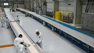 According to data, the disruption of organized manufacturing might have contributed to the reverse migration seen during the Covid-19 pandemic, but this reversed itself by 2021-22. (AFP/ Representational Use) According to data, the disruption of organized manufacturing might have contributed to the reverse migration seen during the Covid-19 pandemic, but this reversed itself by 2021-22. (AFP/ Representational Use)