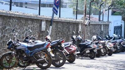 Currently, the pay and park system is active at Nashik Phata, Empire Estate, Nigdi, Chaperkar Chowk and two other places. (REPRESENTATIVE PHOTO)