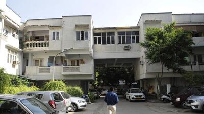 Earlier it had authorised only government agencies including Delhi Technological University; IIT Kanpur; Motilal Nehru National Institute of Technology (MNIT) Allahabad; BITS Pilani; AMU Aligarh, MNIT Jaipur, and Central Building Research Institute (CBRI) Roorki, as expert agencies to carry out the safety audit . (HT Archive) Earlier it had authorised only government agencies including Delhi Technological University; IIT Kanpur; Motilal Nehru National Institute of Technology (MNIT) Allahabad; BITS Pilani; AMU Aligarh, MNIT Jaipur, and Central Building Research Institute (CBRI) Roorki, as expert agencies to carry out the safety audit . (HT Archive)