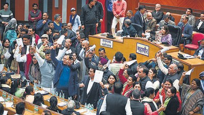 Opposition councillors protest during the MCD House meeting at the Civic Centre on Monday. (Raj K Raj/HT photo) Opposition councillors protest during the MCD House meeting at the Civic Centre on Monday. (Raj K Raj/HT photo)