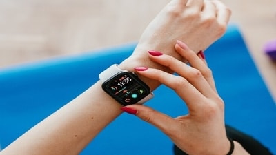 Wrap elegance around her wrist this Valentine's Day with chic smartwatches – the perfect blend of style and functionality.