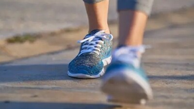 A new study says that walking fewer than 4,000 steps can have a positive impact on brain health. (Unsplash) A new study says that walking fewer than 4,000 steps can have a positive impact on brain health. (Unsplash)