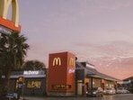 McDonald's has over 40,000 stores worldwide, most of which are owned and operated by thousands of independent businesses under a franchise system.