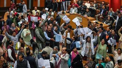 BJP and AAP councillors shout at each other at the MCD House at Delhi Civic Center on Tuesday. (Hindustan Times) BJP and AAP councillors shout at each other at the MCD House at Delhi Civic Center on Tuesday. (Hindustan Times)
