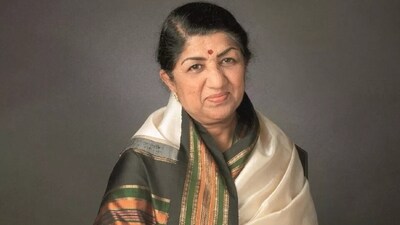 Lata Mangeshkar's sisters Asha Bhonsle and Lata are expected to attend the event Lata Mangeshkar's sisters Asha Bhonsle and Lata are expected to attend the event