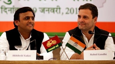 Samajwadi Party president Akhilesh Yadav and Congress party leader Rahul Gandhi (REUTERS) Samajwadi Party president Akhilesh Yadav and Congress party leader Rahul Gandhi (REUTERS)