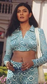Sushmita Sen wore a collared and cropped co-ord set in Biwi No.1 (1999) Sushmita Sen wore a collared and cropped co-ord set in Biwi No.1 (1999)