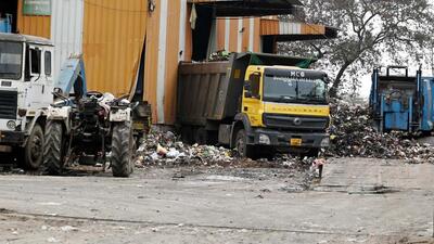 The Beriwala Bagh garbage transfer station on National Highway 48 in Shanti Nagar in Gurugram. (Parveen Kumar/HT Photo) The Beriwala Bagh garbage transfer station on National Highway 48 in Shanti Nagar in Gurugram. (Parveen Kumar/HT Photo)