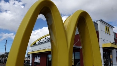 Why customers are unhappy with McDonald’s rising prices? Justin Sullivan/Getty Images/AFP (Photo by JUSTIN SULLIVAN / GETTY IMAGES NORTH AMERICA / Getty Images via AFP) (Getty Images via AFP) Why customers are unhappy with McDonald’s rising prices? Justin Sullivan/Getty Images/AFP (Photo by JUSTIN SULLIVAN / GETTY IMAGES NORTH AMERICA / Getty Images via AFP) (Getty Images via AFP)