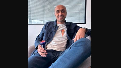 Rose Day 2024: Blinkit CEO Albinder Dhindsa's post has created a chatter on X. (X/@albidhindsa) Rose Day 2024: Blinkit CEO Albinder Dhindsa's post has created a chatter on X. (X/@albidhindsa)