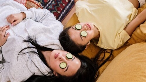 Enjoy a spa day with your partner at home. (Pexels) Enjoy a spa day with your partner at home. (Pexels)