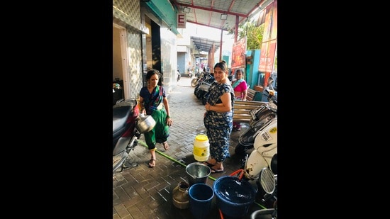 72 hours and counting: No power at Worli SRA