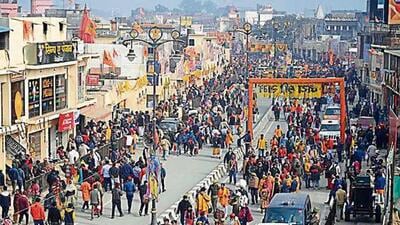 Devotees on Ram Path in Ayodhya. (FILE PHOTO) Devotees on Ram Path in Ayodhya. (FILE PHOTO)