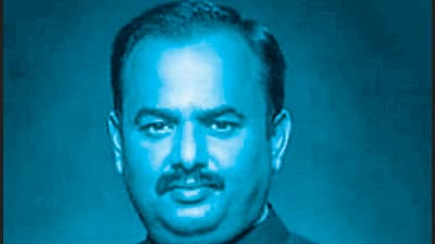 During party meetings in Pune and Shirur, NCP Sharad Pawar faction has appointed Amol Kolhe as candidate for Shirur Lok Sabha seat and Prashant Jagtap (in pic) for Hadapsar. (HT)