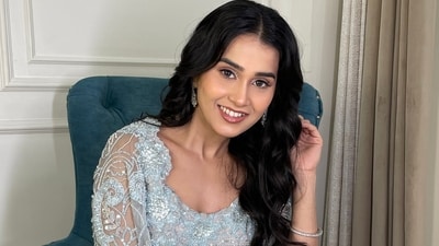 Anushka Kaushik recently shot for Rafuchakkar director Ritam Srivastava’s next series in Lucknow (Instragram) Anushka Kaushik recently shot for Rafuchakkar director Ritam Srivastava’s next series in Lucknow (Instragram)