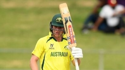 Harry Dixon scored a gritty 50 while Oliver Peake played a crucial 49-run knock at Willowmoore Park&nbsp; (Getty Images)