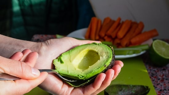 5. Satiety and weight management: The combination of healthy fats and fibre in avocados keeps you feeling full and satisfied for longer, helping control cravings and supporting weight management goals.&nbsp;
