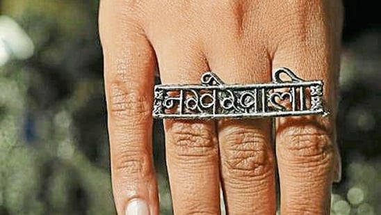 Wear your heart on your finger. Price: <span class='webrupee'>₹</span>25 at Shop 17, Sarojini Nagar.(Photo: Manoj Verma/HT)
