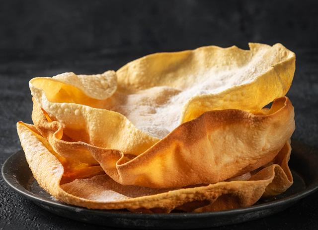 The fried papads of South India are famous for their flavour and texture. (Adobe Stock) The fried papads of South India are famous for their flavour and texture. (Adobe Stock)