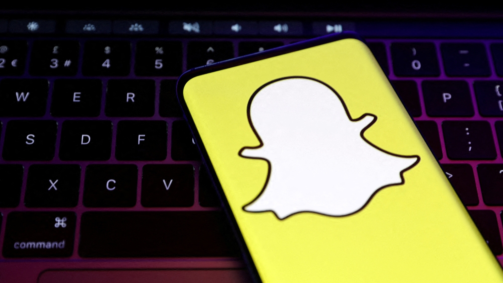 Snapchat down for several users in India. How netizens reacted - Vimarsana News