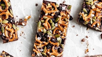 Pretzel date chocolate bar with nuts and dry fruits (Instagram) Pretzel date chocolate bar with nuts and dry fruits (Instagram)