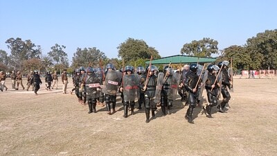 Police training underway ahead of farmers’ march to Delhi, in Ambala on Friday (HT Photo) Police training underway ahead of farmers’ march to Delhi, in Ambala on Friday (HT Photo)