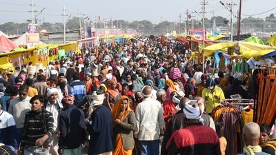 Amid chilly weather, thousands of devotees thronged the holy river Ganga in Uttarakhand's Haridwar to take a dip on the occasion of Mauni Amavasya. (HT Photo/Anil Kumar Maurya) Amid chilly weather, thousands of devotees thronged the holy river Ganga in Uttarakhand's Haridwar to take a dip on the occasion of Mauni Amavasya. (HT Photo/Anil Kumar Maurya)