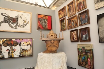 This two-day open air art event will have a series of art walks, art workshops, soulful music and other fun activities.