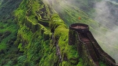 Raigad Fort: Raigad Fort, located in Maharashtra, was the capital of the Maratha Empire under Chhatrapati Shivaji Maharaj. It is known for its strong fortifications, including the famous "Maha Darwaja" (Great Doorway), and offers breathtaking views of the surrounding landscape. (Pinterest) Raigad Fort: Raigad Fort, located in Maharashtra, was the capital of the Maratha Empire under Chhatrapati Shivaji Maharaj. It is known for its strong fortifications, including the famous "Maha Darwaja" (Great Doorway), and offers breathtaking views of the surrounding landscape. (Pinterest)