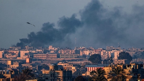 Israeli airstrikes in Lebanon kill two (AFP) (AFP)