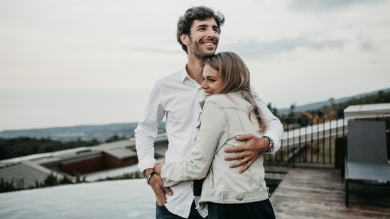 Gratitude Rituals: Cultivate a habit of expressing gratitude for each other daily. This can be through verbal affirmations, written notes, or small acts of kindness. Gratitude reinforces appreciation and love.&nbsp;(Unsplash)