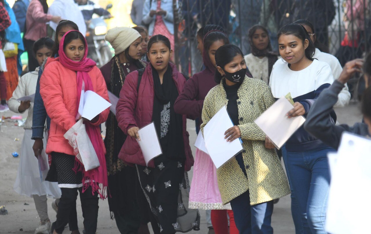 Bihar Board Inter 2024 Exam: First shift gets over at 12.30 pm  (Santosh Kumar )