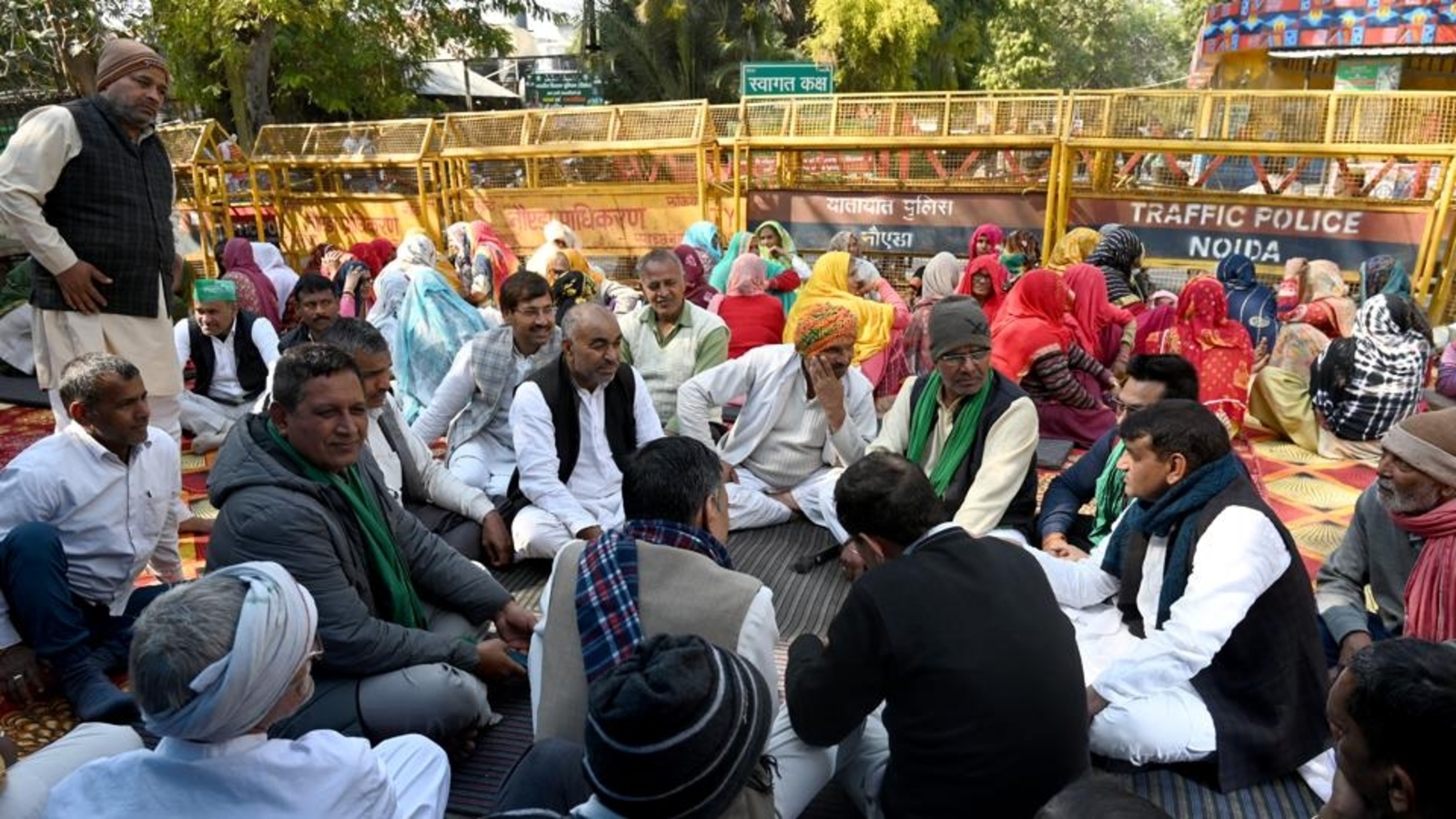 Farmers' protest: Section 144 imposed at Delhi-UP borders. What is prohibited? - Vimarsana News