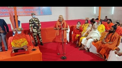 Seers at the Sant Sammelan organised at the Magh Mela camp of VHP on February 11. (HT photo) Seers at the Sant Sammelan organised at the Magh Mela camp of VHP on February 11. (HT photo)